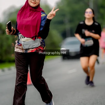Runner Photo 3796717