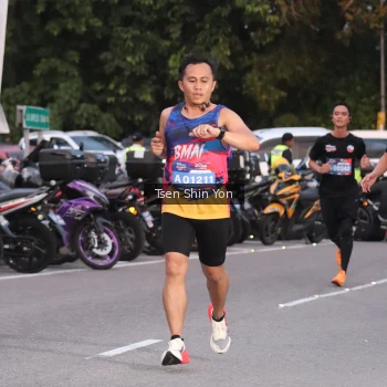 Runner Photo 3796726