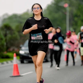 Runner Photo 3796733