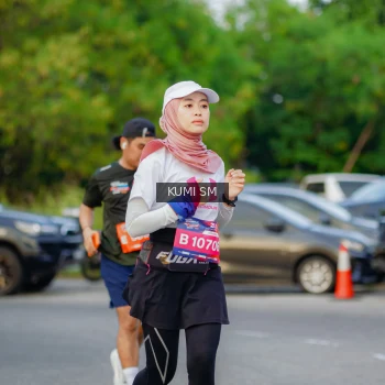 Runner Photo 3796735