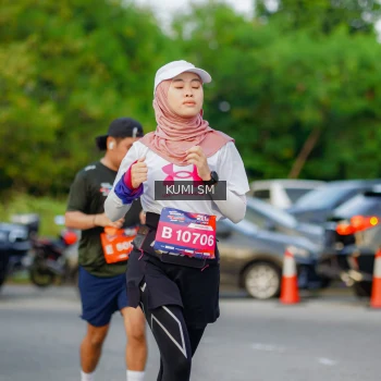 Runner Photo 3796743
