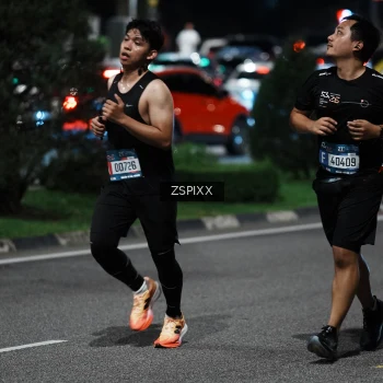 Runner Photo 3796746