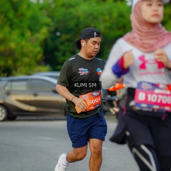 Runner Photo 3796749