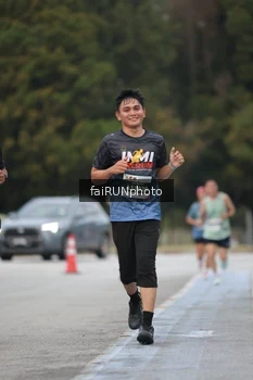 Runner Photo 3796752