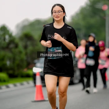 Runner Photo 3796759