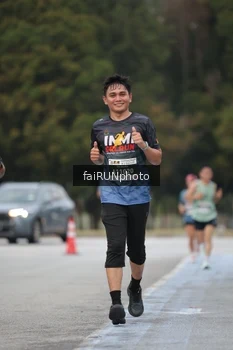 Runner Photo 3796760
