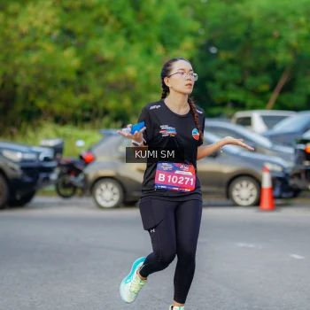 Runner Photo 3796763