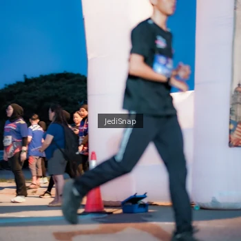 Runner Photo 3796787