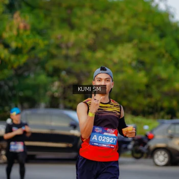 Runner Photo 3796794