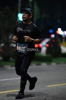Runner Photo 3796796