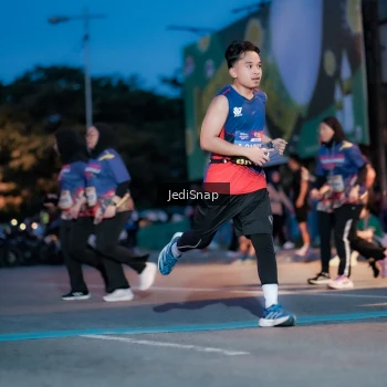 Runner Photo 3796797