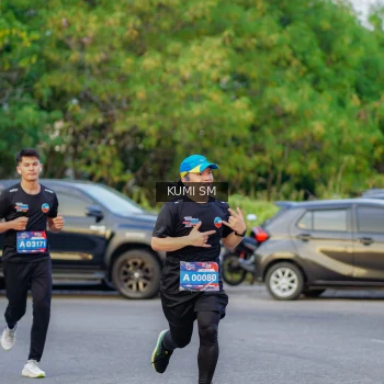 Runner Photo 3796801