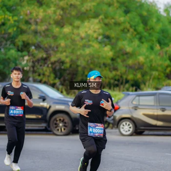 Runner Photo 3796804