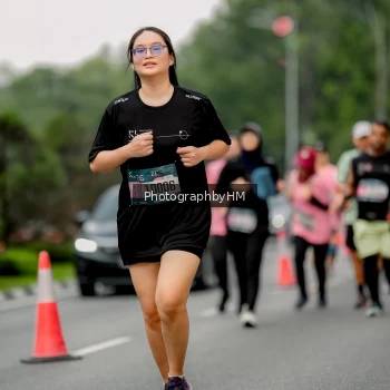 Runner Photo 3796822