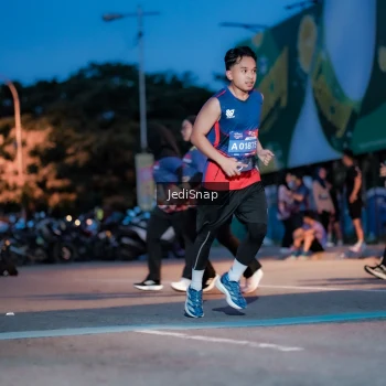 Runner Photo 3796826