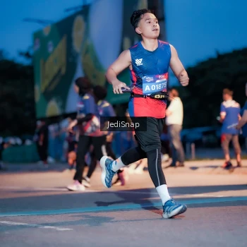 Runner Photo 3796827