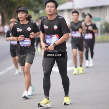 Runner Photo 3796830