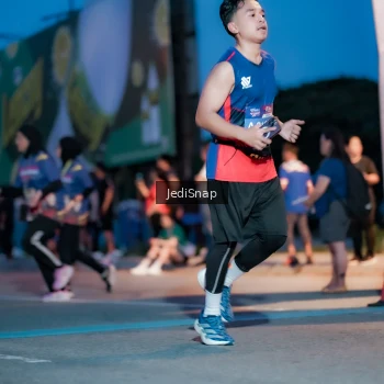 Runner Photo 3796832