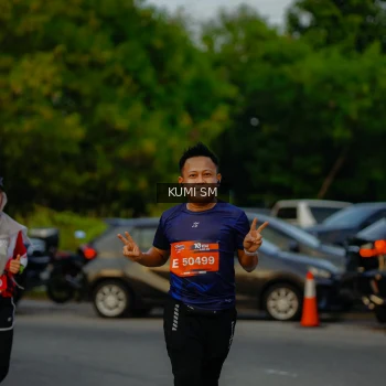 Runner Photo 3796833