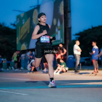 Runner Photo 3796873