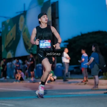 Runner Photo 3796889