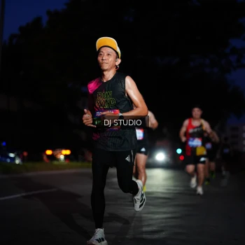 Runner Photo 3796905
