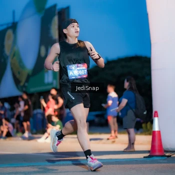 Runner Photo 3796906