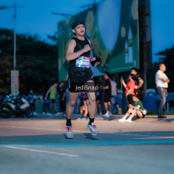 Runner Photo 3796916