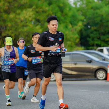 Runner Photo 3796938