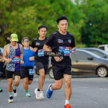 Runner Photo 3796939