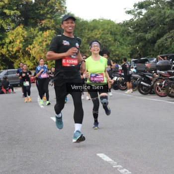 Runner Photo 3796953