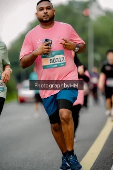 Runner Photo 3796963