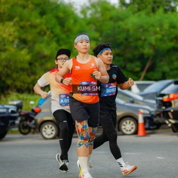 Runner Photo 3796971