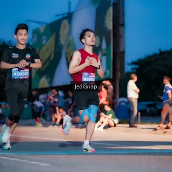 Runner Photo 3797001