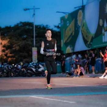 Runner Photo 3797021