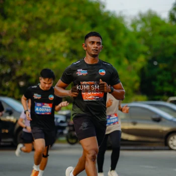 Runner Photo 3797024