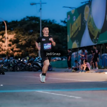 Runner Photo 3797055