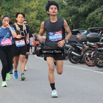 Runner Photo 3797057