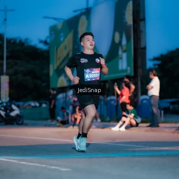 Runner Photo 3797059