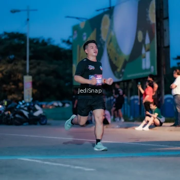 Runner Photo 3797069