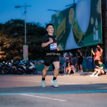Runner Photo 3797117