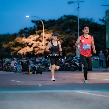 Runner Photo 3797132