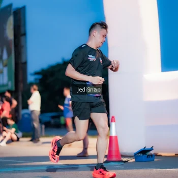 Runner Photo 3797202