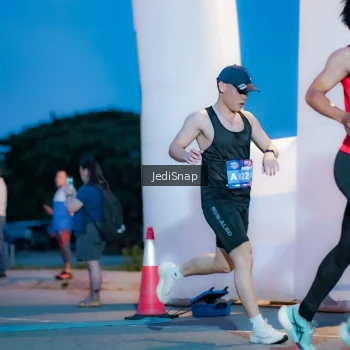 Runner Photo 3797208