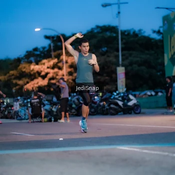 Runner Photo 3797219