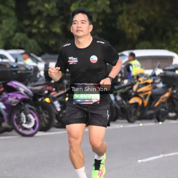 Runner Photo 3797221