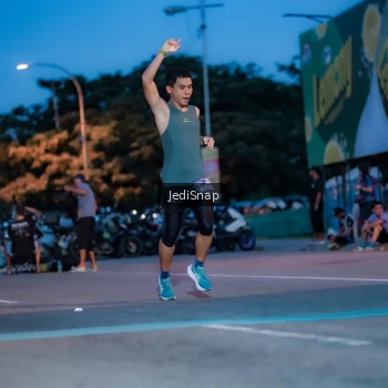 Runner Photo 3797230
