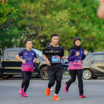 Runner Photo 3797249