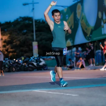 Runner Photo 3797255