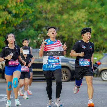 Runner Photo 3797275